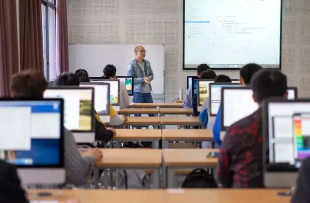 熟悉专业有何特长，有关文秘熟悉专业有何特长怎么填（6种不同类型的考生）