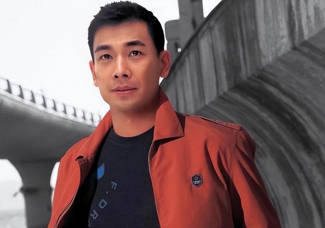 赵文卓结过几次婚(赵文卓的6段情史:有人大他9岁)-三星百科