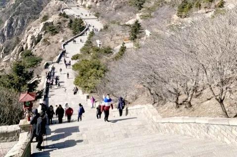 泰山好玩吗，泰山旅游攻略（此生不老，必去泰山）