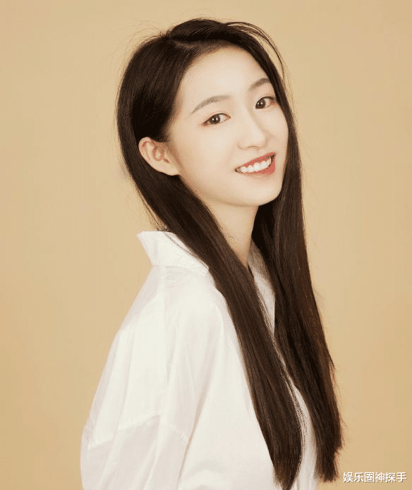 孙泽源图片，aka是哪个厂牌的（这3位新人颜值颇高）