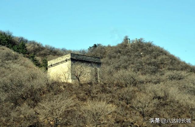 八达岭长城介绍，八达岭长城长城的介绍资料（八达岭长城至关重要的建筑——烽火台）