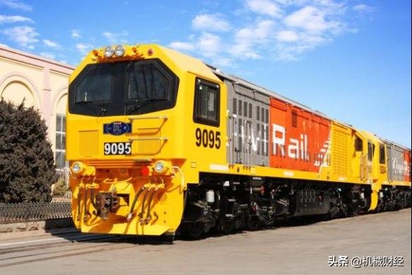 2,火车发动机是烧柴油的,16缸的柴油发动机见过么?