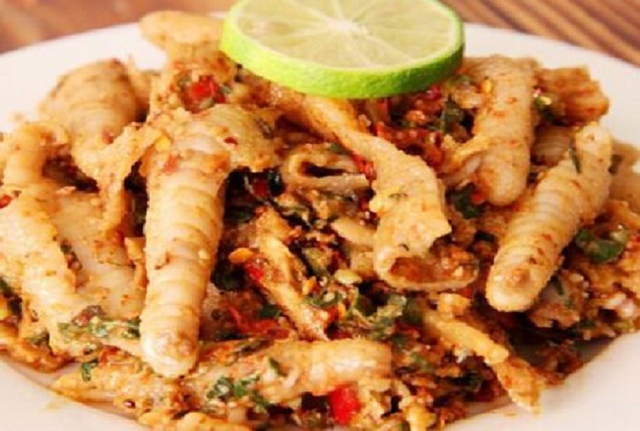 酸角是哪里的特产，酸角（酸角的热量）（云南最出名的六道菜）