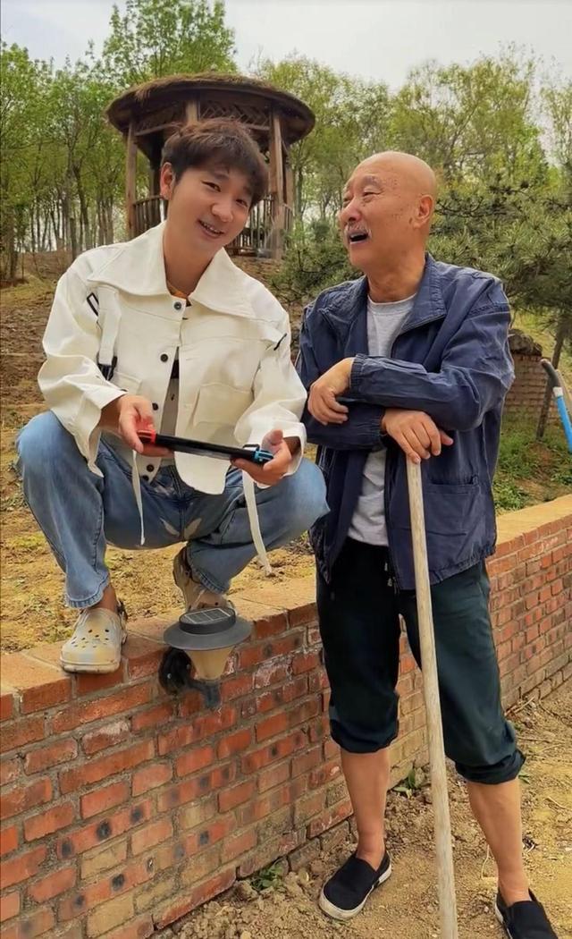 陈佩斯的近况如何，69岁陈佩斯在北京坐拥万亩良田