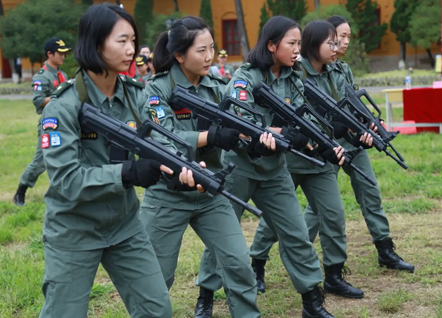 武汉海军工程大学，海军工程大学（考上就成为“国家的人”）