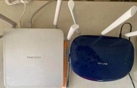 wifi无线桥接，两台无线WIFI路由器如何桥接（WIFI信号覆盖家里的角角落落）