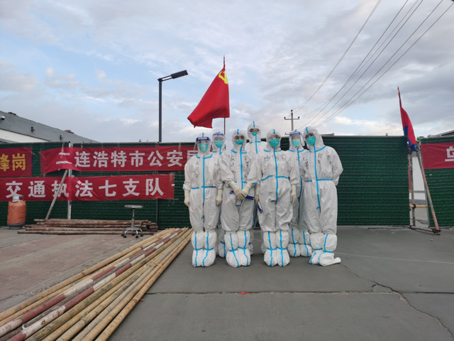 薛小冉的出生地，薛小苒的古代搭伙之旅（抗疫党旗分外红——锡盟中心医院奋战在抗疫一线的党员故事）