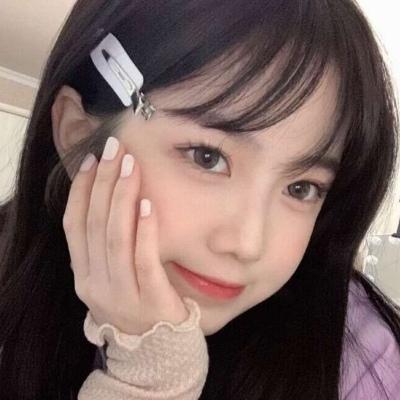 高冷女神图，微信头像，高冷女神图（高冷可爱女生头像图片）