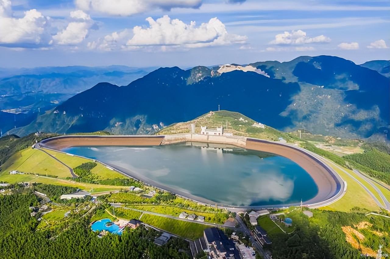 湖州市的湖叫什么?湖州它赖以成名的湖泊叫太湖