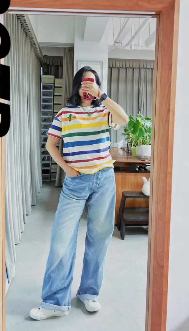 朱丹现在的生活怎么样，前两胎生养艰辛周一围常缺席