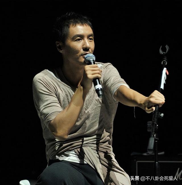 中国民谣歌手有谁，中国民谣歌手有哪些（这20位90年代内地男歌手）