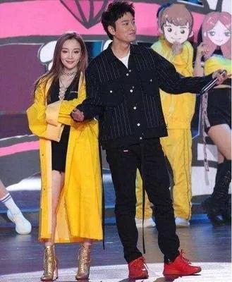 他“宠妻爱女”反被老婆戴绿帽？三金影后出轨小鲜肉导致无戏可拍