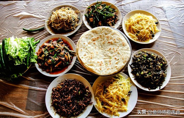 炸鱼丸子怎么做汤家常，炸鱼丸子怎么做汤家常做法（吃4样做2事忌3事）