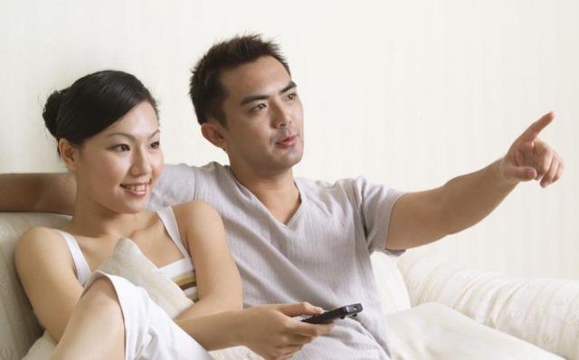 小三怎么解决原配的骚扰，小三怎么应对原配（学会这招轻松应对出轨）