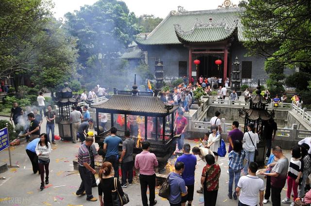 中国佛教寺院汇总，中国佛教六大寺院（国内香火最旺盛的5大寺庙）
