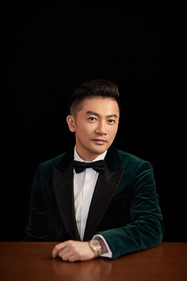 陈志朋个人资料，陈志朋都有什么奇葩的造型（至今不娶妻的11位港台大龄男星）