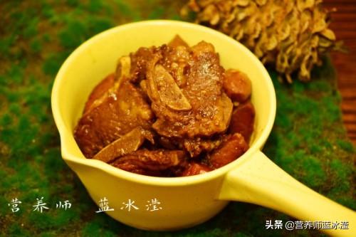 土豆烧牛肉拌饭窍门，土豆牛肉闷米饭浇饭（它是孩子生长发育“添加剂”一周一次强身健骨）