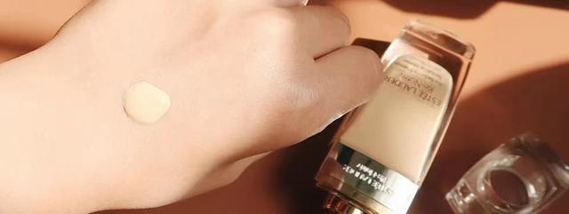 娇兰金钻粉底液，娇兰金钻塑颜粉底液遮瑕力如何（公认好用的5款贵妇粉底液）