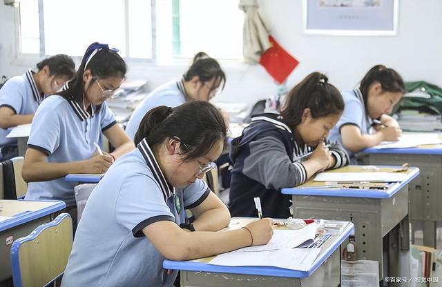 阜新市实验中学，阜新市海州区中学名单排名是什么（辽宁三所中学入选国内“百强中学”榜单）