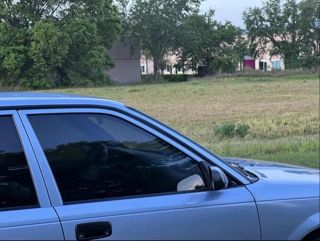 花冠和卡罗拉的区别，花冠和卡罗拉的区别卡罗拉的耗油量（1987年产美规丰田花冠分享）