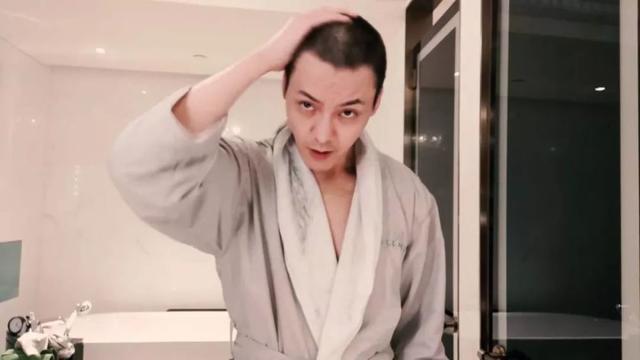 如何自己剪短发，自己剪头发<男发>步骤