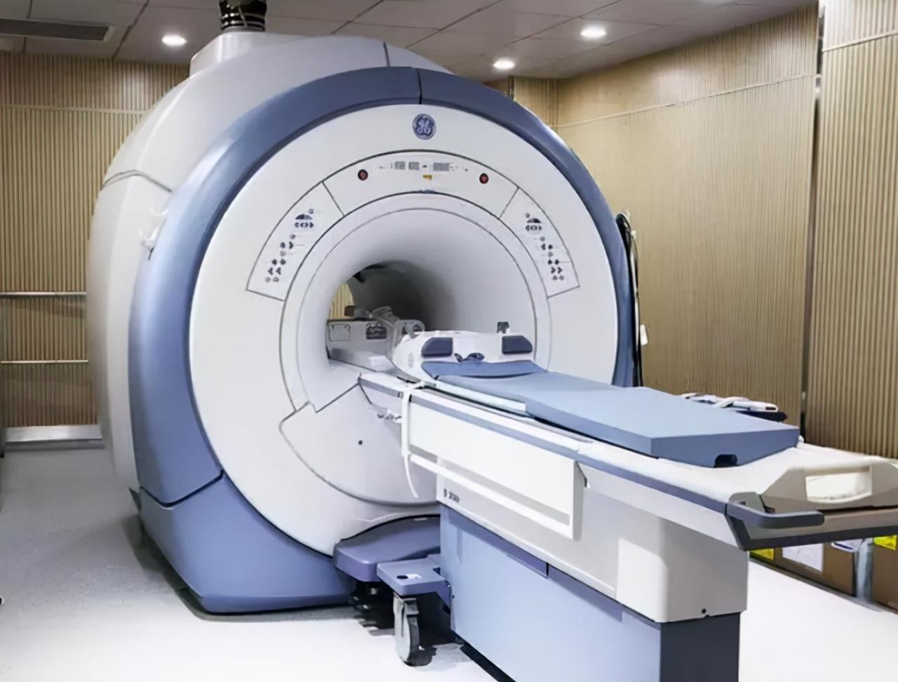 小孩做核磁共振对大脑有没有伤害，儿童做磁共振是否对大脑有影响（为何不建议大家做“核磁共振”）