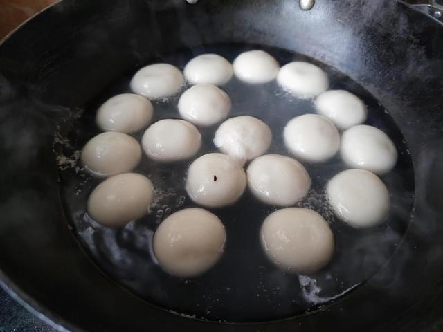 炸元宵的正确做法，炸元宵的正确做法视频（炸出的汤圆零失败还不嘣油）