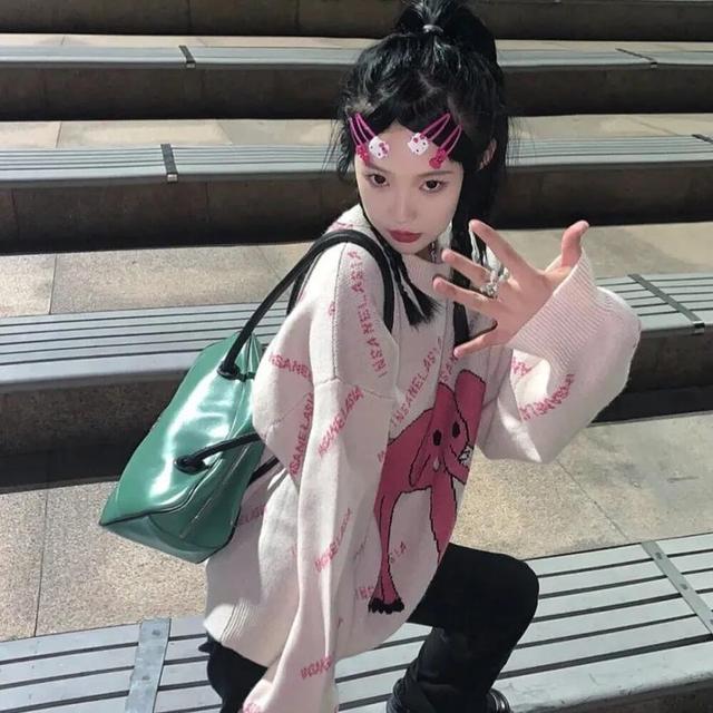 /姊非姊/，微信头像，/姊非姊/（“拽姐，你的头像该换了”）