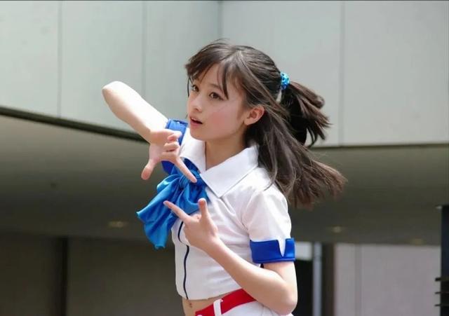 滨边美波日本和服，入选日本男性“梦中情人”的10位女星