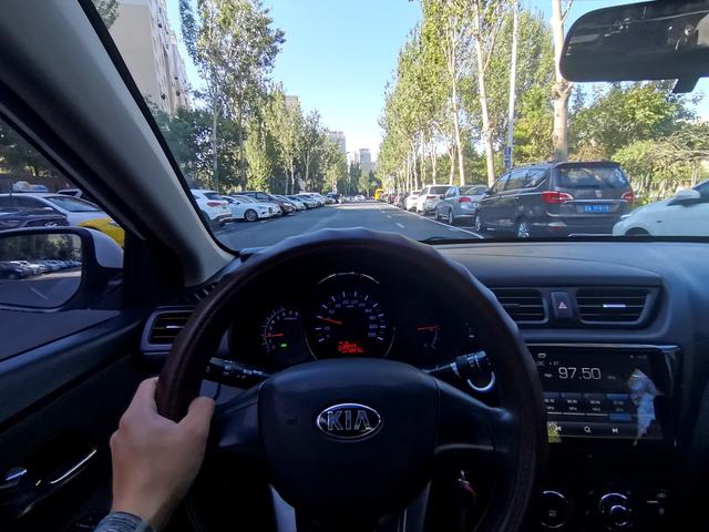 两万左右的二手车，两万左右省油二手车最佳推荐（两三万就能搞定的靠谱二手小车）