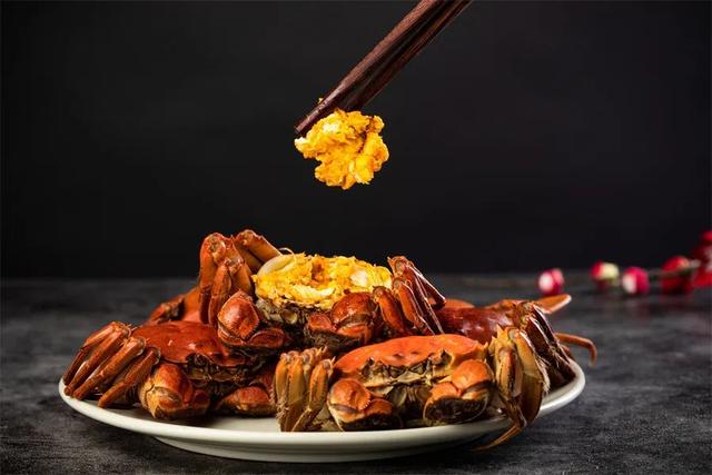 吃螃蟹是什么意思，吃螃蟹的寓意（俗话里的蟹：螃蟹那么好吃）