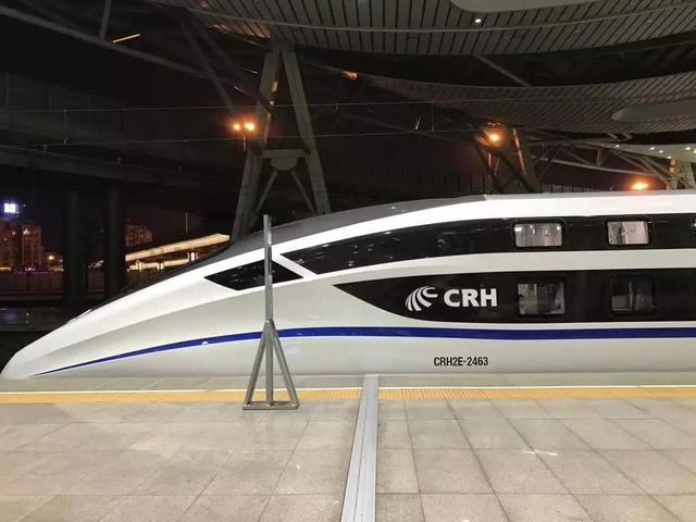 甬温线为什么要埋车头，甬温线动车为什么埋掉（国内干线动车组全家福）