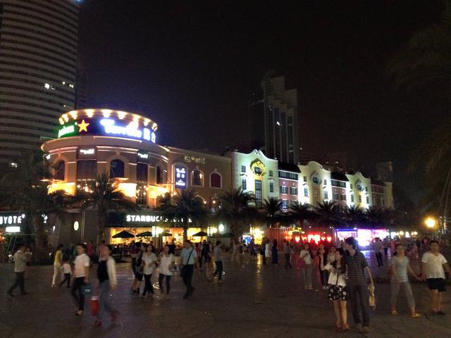 深圳海上世界好玩吗，深圳海上世界值得去吗（见证深圳40年的历史发展）