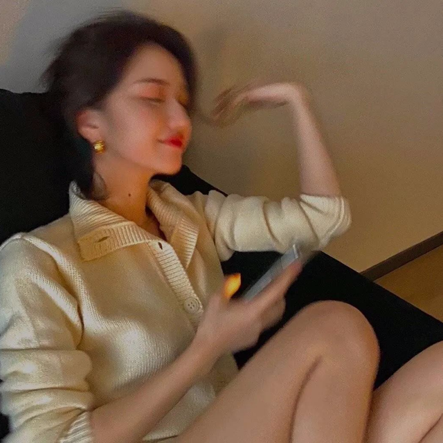 接受你的一切 相守相伴的QQ情侣网名，接受你的一切怎么回复微信昵称（情侣昵称 ， 土味情侣网名）