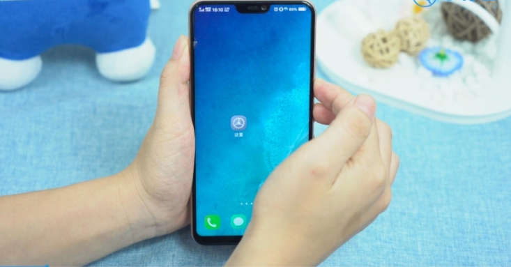 vivo手机怎么样截图保存（VIVO保存截图方法）