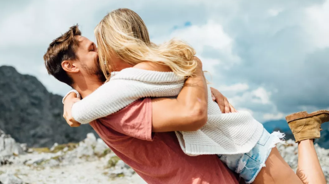 亲亲情人节是哪天的，亲亲节在几月几日（6月14日亲吻情人节）