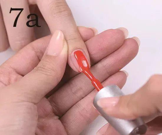 美甲怎么快速卸掉，怎么快速把美甲卸掉（最全的正确的涂甲油胶步骤——卸甲的操作步骤教程）