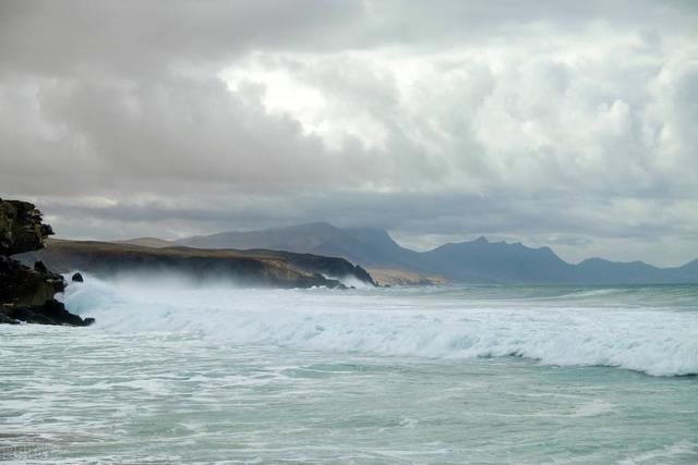 台风级（台风级别），台风的分级级别（国纳科普丨台风的成因、级别、危害和响应等级）