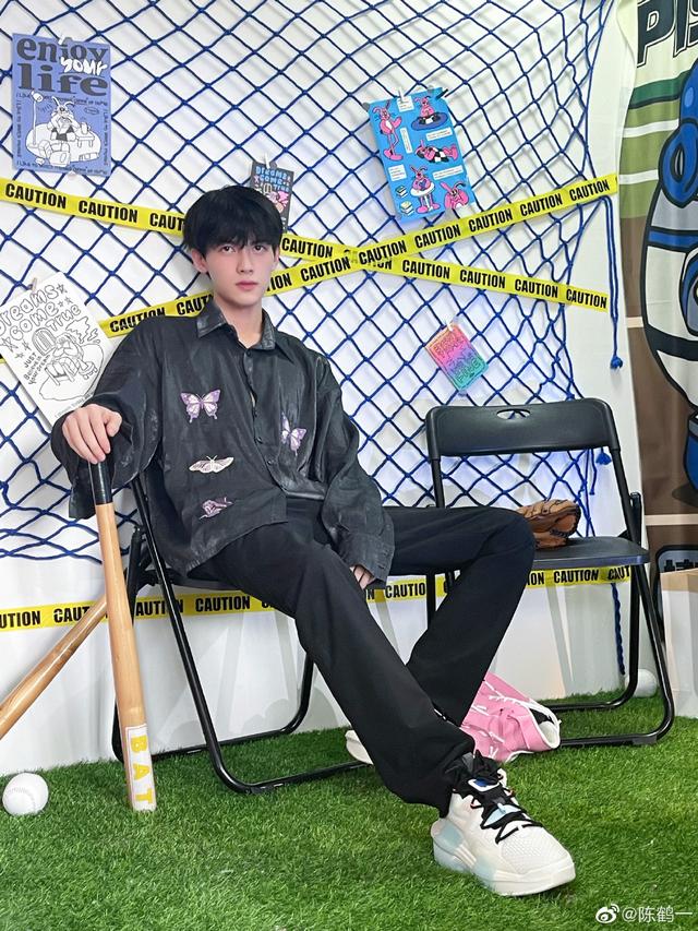 陈鹤一（陈鹤一简介，陈鹤一：从网红转型为演员（陈鹤一百度百科）