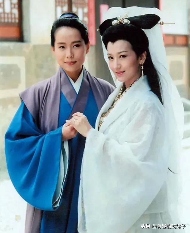 白素贞自身整体实力有多强，法海只敢把她镇压，却不敢杀