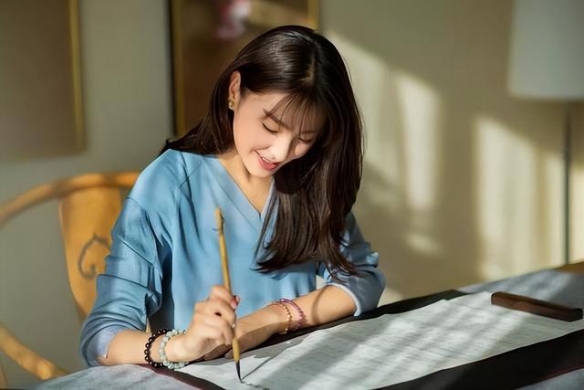 书荒谁有亲姐弟恋的小说谢谢，有没有关于姐弟恋的小说（强推5本姐弟恋的男频网络小说）