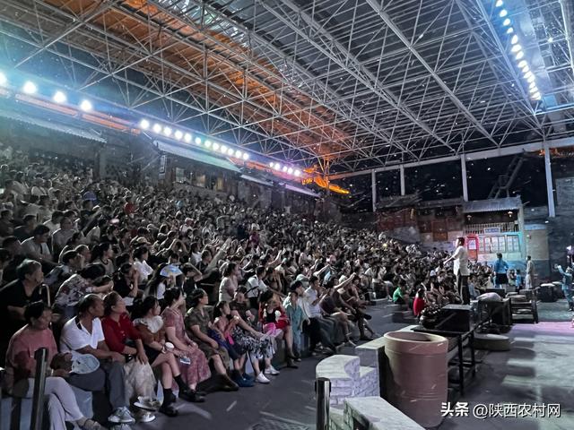 “凉爽一夏·夜色撩原”白鹿原影视城首届夏季音乐狂欢节圆满落幕！