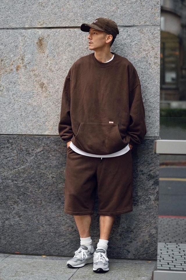 男生潮流衣服搭配，男生潮流衣服搭配韩版（“台湾余文乐”真的很会穿）