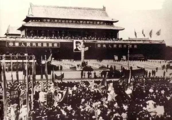 国庆节的习俗，国庆节的风俗有哪些 传统（了解世界各国的国庆节习俗）