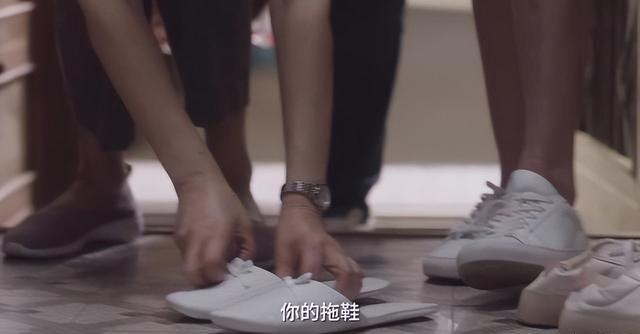 住家保姆一般多少钱一月，住家保姆（57岁女保姆月入5000元）