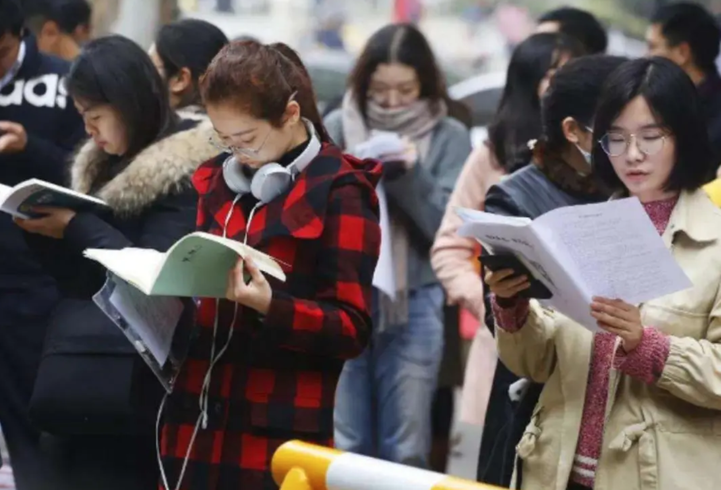 考研需要政审吗，考研需要政审吗有案底可以考研吗（女生因尘封的往事被“刷”）