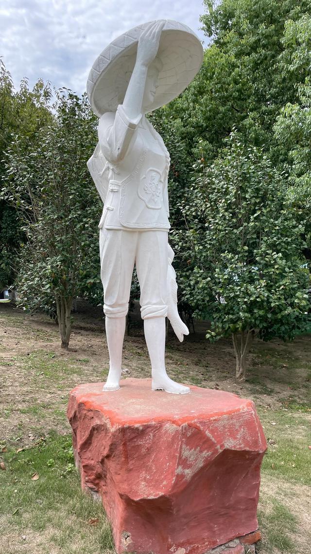 上海到青岛多远，上海到青岛的路程（上海青岛往返1400公里全程无高速沿途城市蜻蜓点水游）