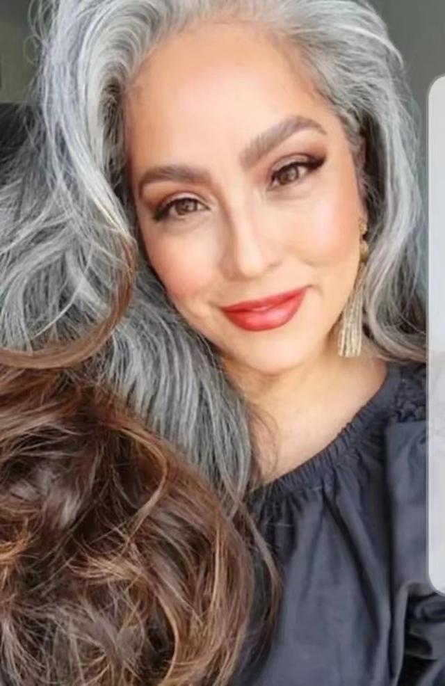 白色头发怎么染，白头发染什么颜色能盖住（今年流行白发“不染”）