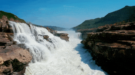 长江汇入什么海,长江最终汇入哪个海域(看着长江黄河白白流入大海)