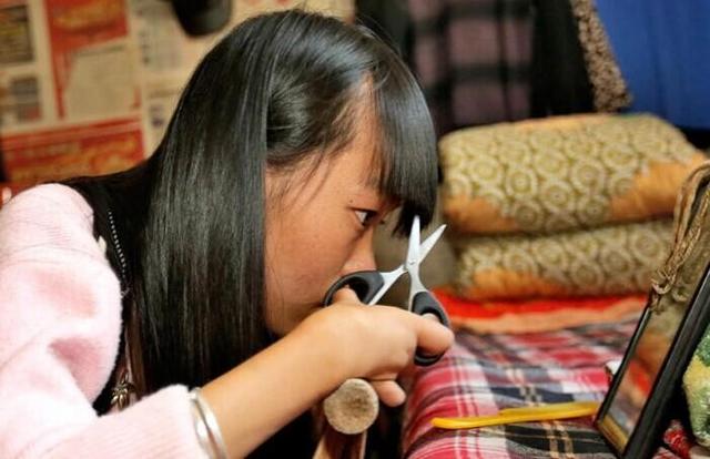 农村的漂亮姑娘，最漂亮的女人农村（河南农村漂亮“椅子姑娘”）